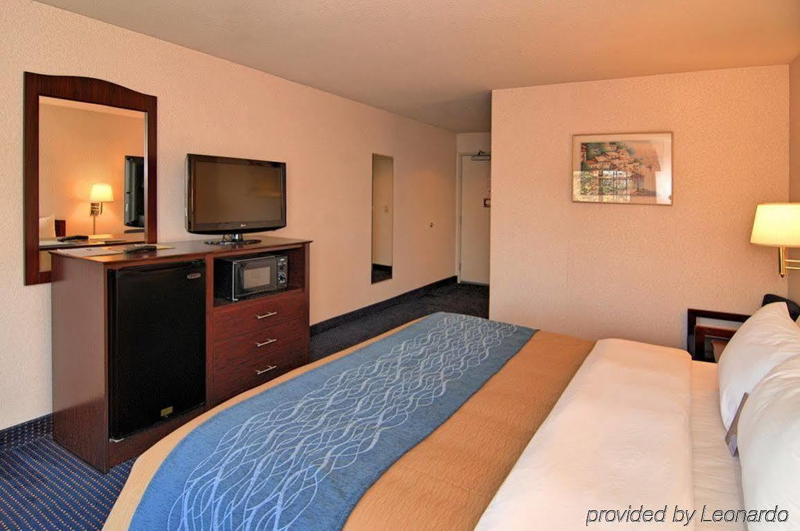 Quality Inn & Suites Fresno Northwest Bagian luar foto