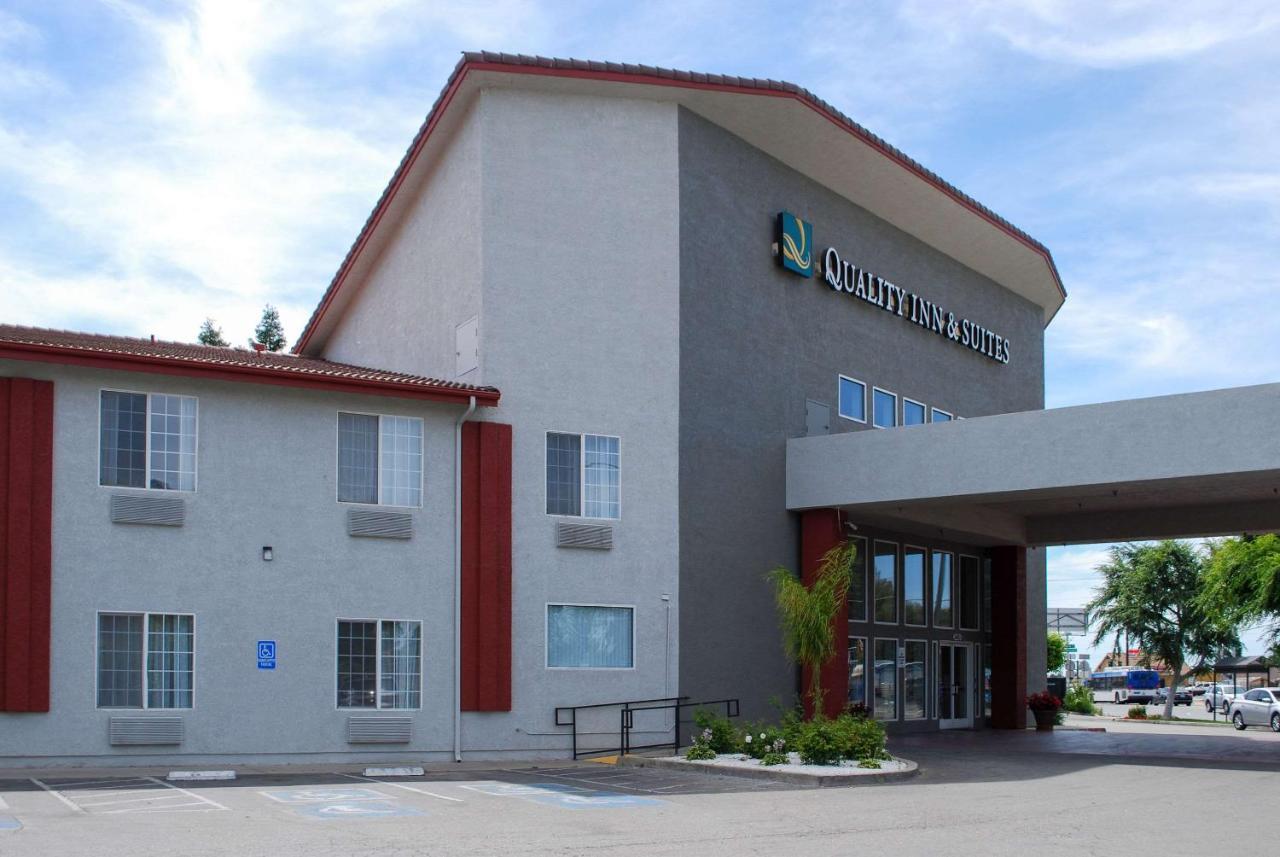 Quality Inn & Suites Fresno Northwest Bagian luar foto